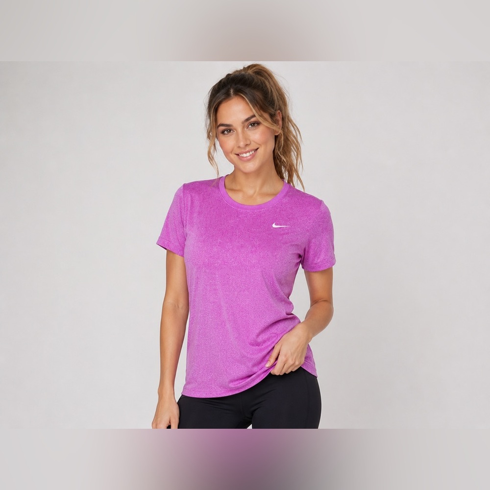 Nike Dri-FIT The Nike Tee Women’s 1X Pink Heather Athletic Casual T-Shirt